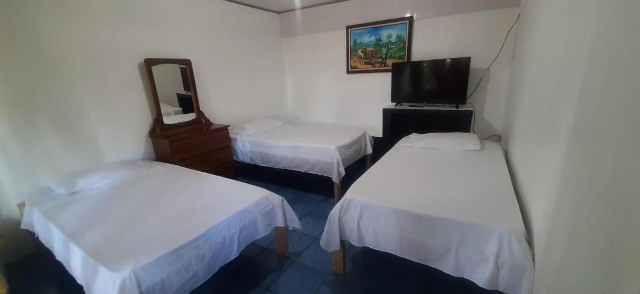 Duerme Tranquilo Hotel Rio Segundo Ruang foto
